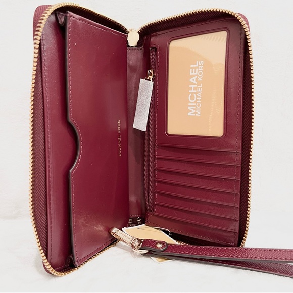 Michael Kors Berry Saffiano Leather Zip Around Full Size Wallet/Wristlet NWT - Picture 5 of 6